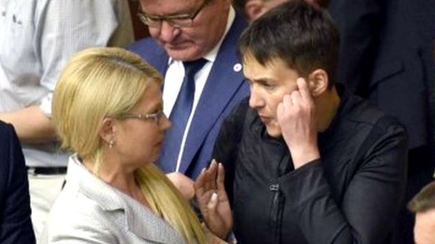 Савченко пригрозила Тимошенко, что может сама выйти из "Батькивщины": "Я не рабыня фракционных идеологических игрищ!"