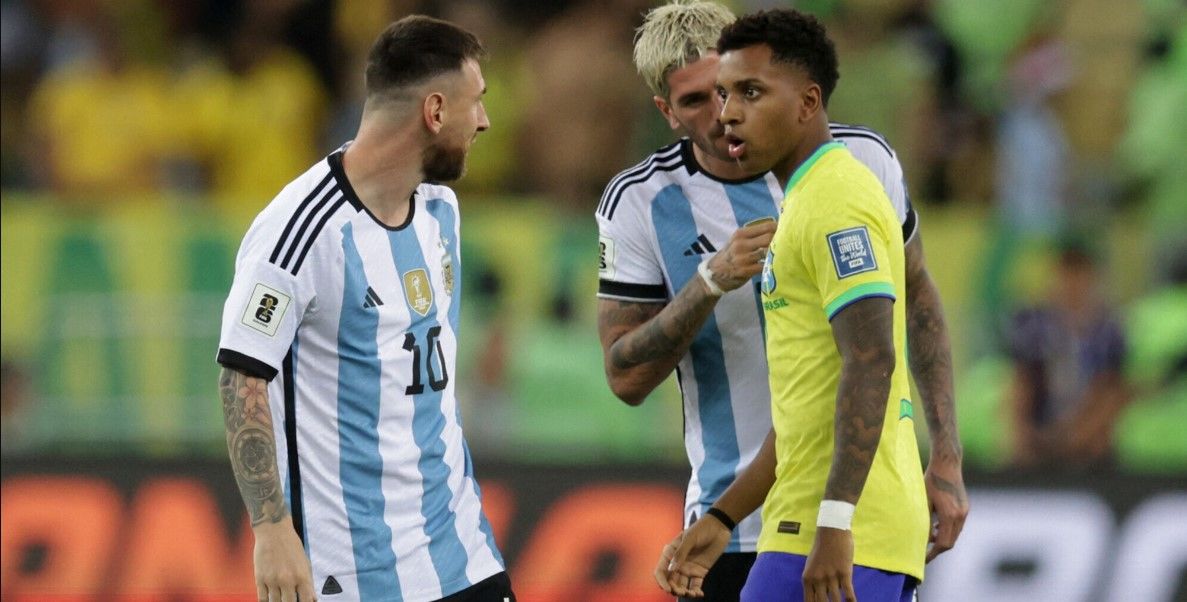 Скандал в матче Бразилия - Аргентина: Месси распустил руки после обвинения в трусости