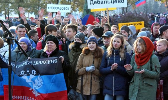 ​В Донецке не нашлось желающих праздновать два года “правления” Захарченко. Соцсети ликуют
