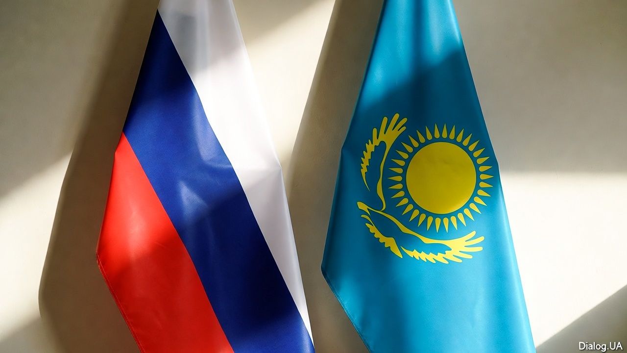 Казахстан может массово выдворить граждан РФ призывного возраста