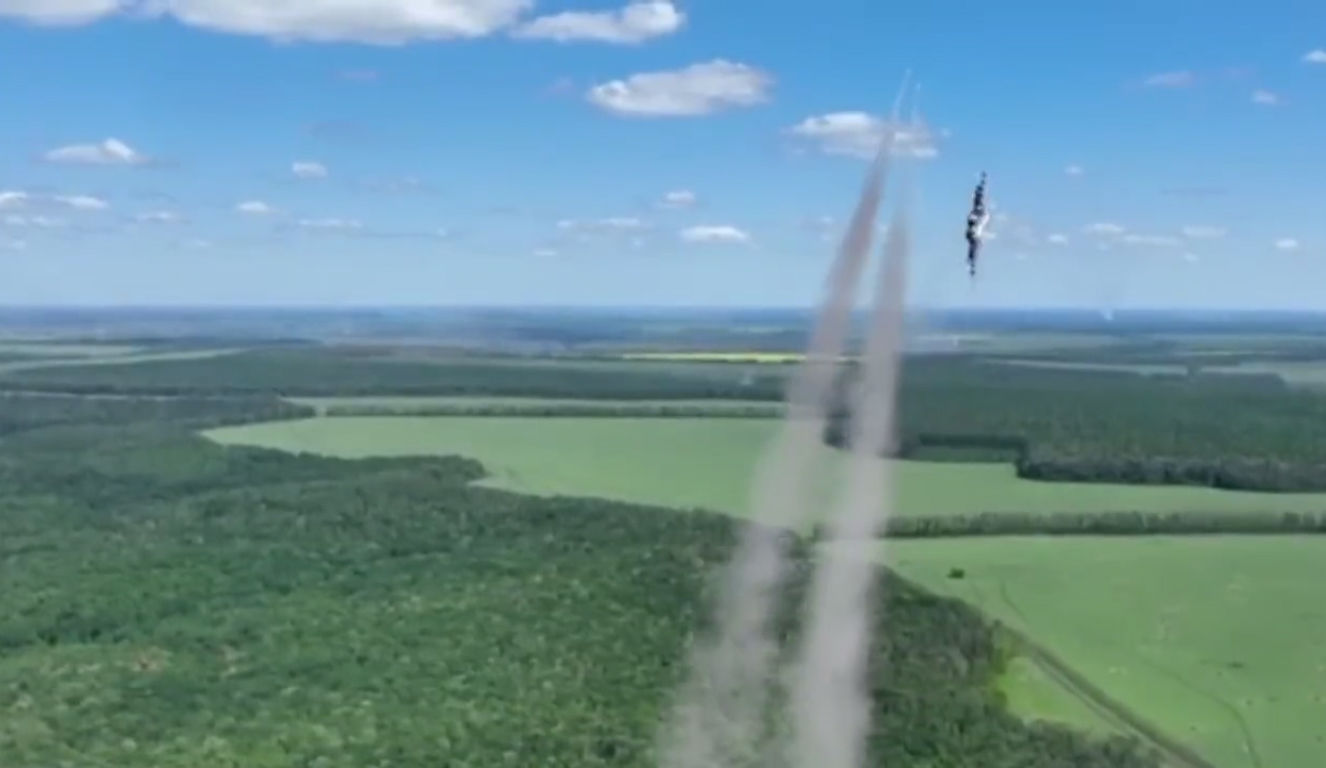 Українські Су-25 завдають ударів по окупантам: у Мережі з'явилися кадри