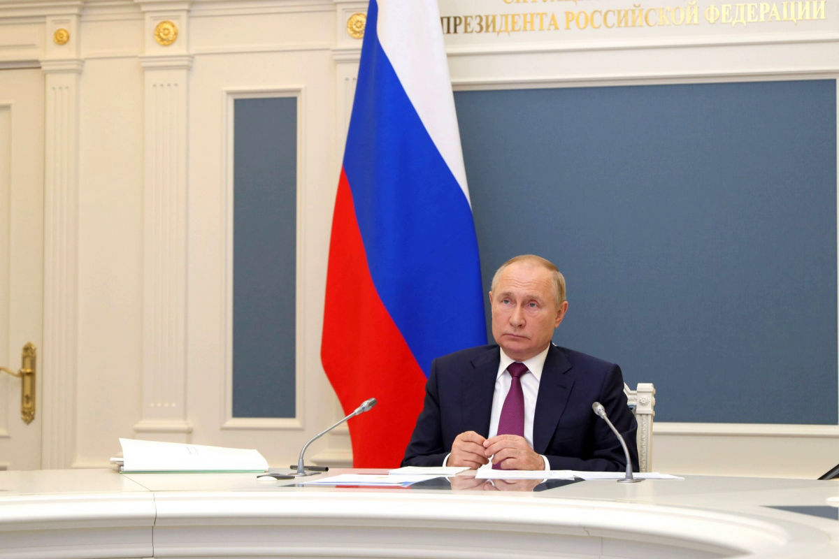 ​"Братве нужны гарантии", - эксперт объяснил, зачем Путин просит G20 о признании "Спутника V"