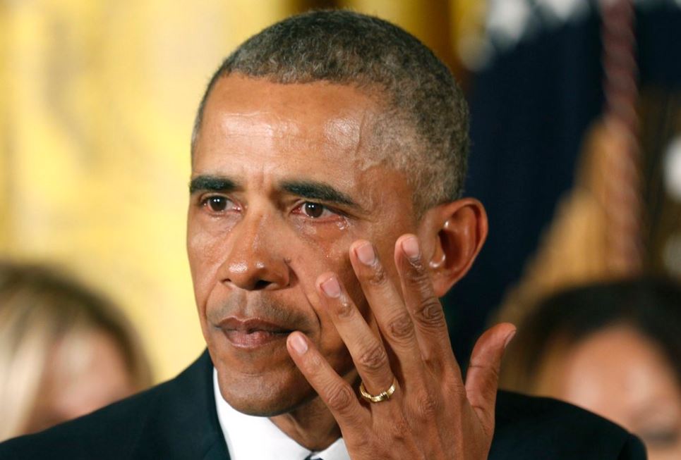 Обама расстрогал своим прощальным твиттом к американцам: "Вы сделали меня лучшим лидером и лучшим человеком!"