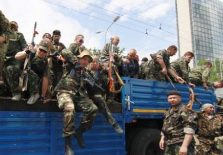 В Донецке ажиотаж из-за техники боевиков: ""ДНР" к наступлению готовится, террористы ездят как ненормальные"
