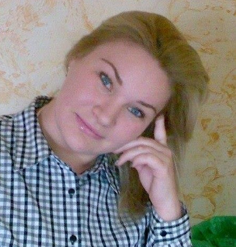 В погибшую в Днепре патрульную Ольгу Макаренко убийца выпустил 3 пули: у девушки был прострелен живот, легкое и ноги 