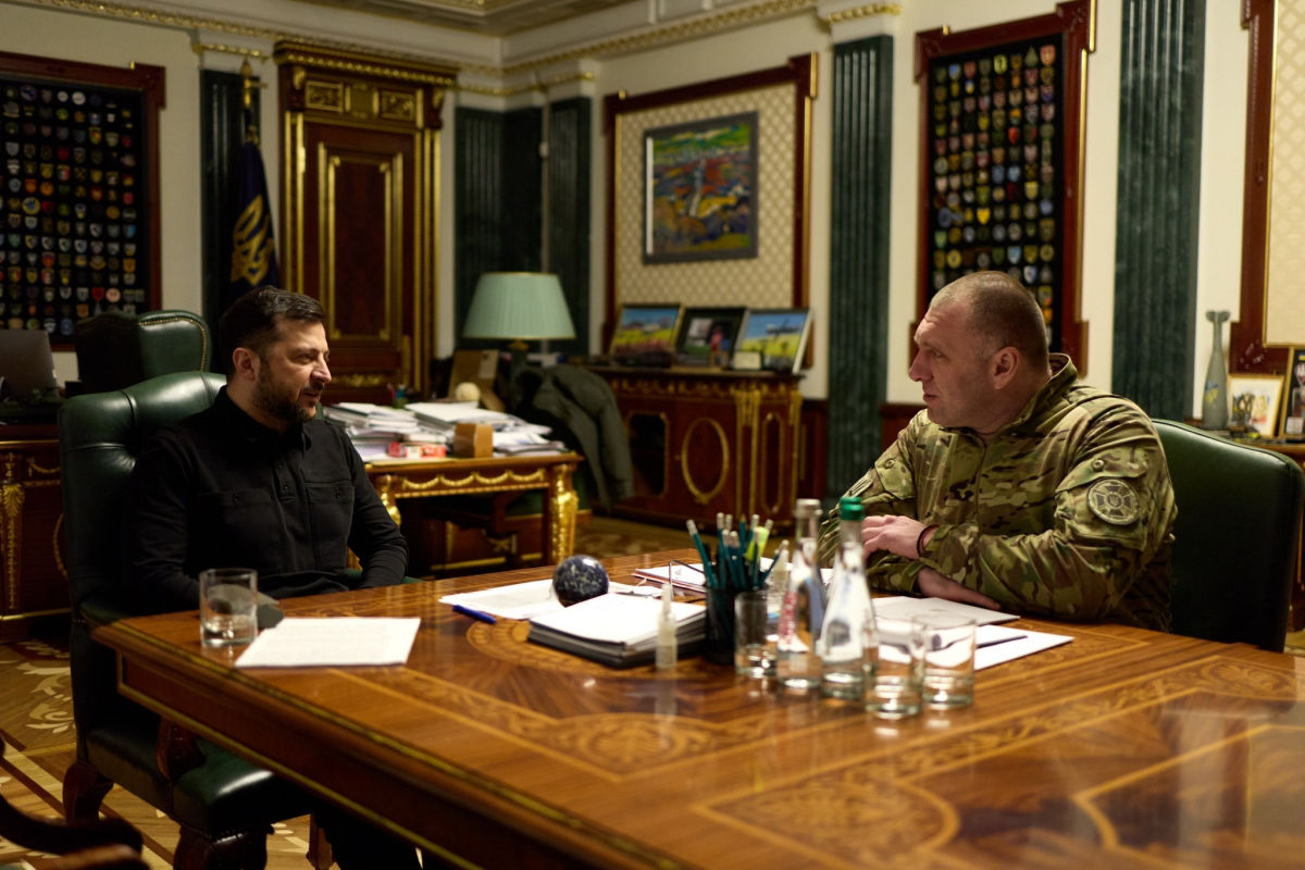 ​Зеленский провел встречу с Малюком и послал сигнал Москве: "Продолжаем подготовку"
