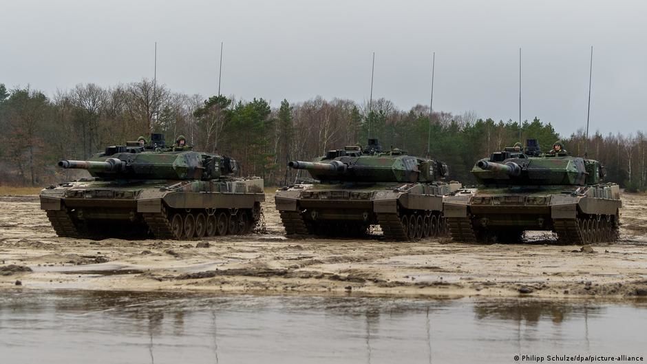 "Танковая пушка Леопарда L/55 разнесет в клочья даже "Арматы"", - эксперт сухопутных сил НАТО