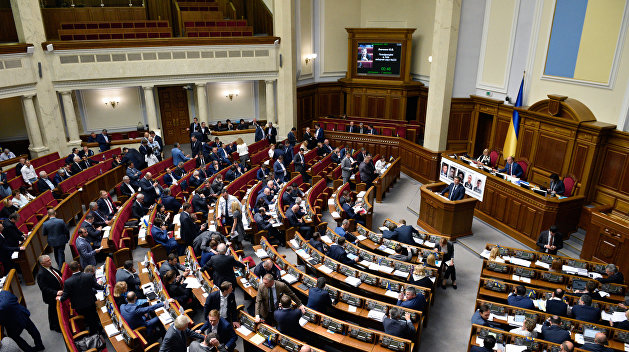 Верховная Рада ответила Польше на "антибандеровский закон": украинские нардепы обратились к Дуде с требованием 