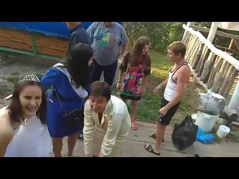 В "ДНР" на свадьбе женщины устроили мордобой, видео потрясло Сеть: ситуация в Донецке и Луганске в хронике онлайн