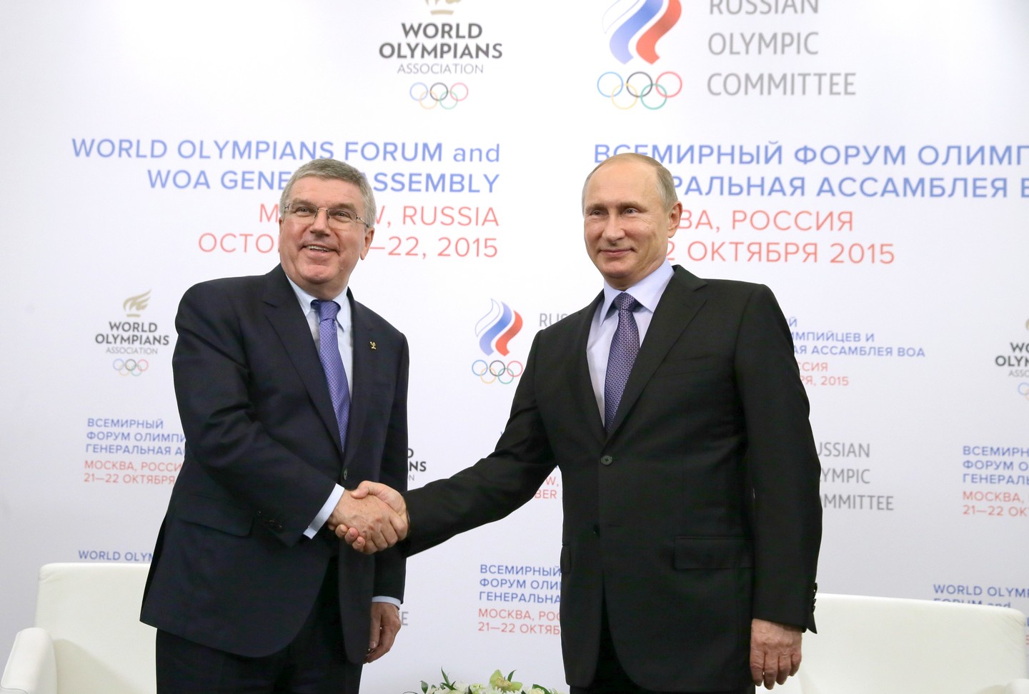 После решения о допуске россиян на Олимпиаду немецкая газета назвала президента МОК "пуделем Путина"