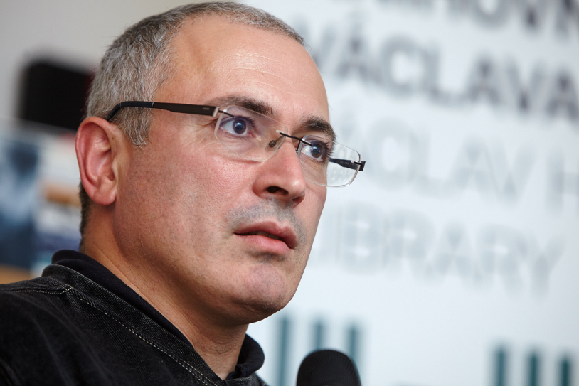 Источник: Следственный комитет РФ пытается "подставить" Ходорковского