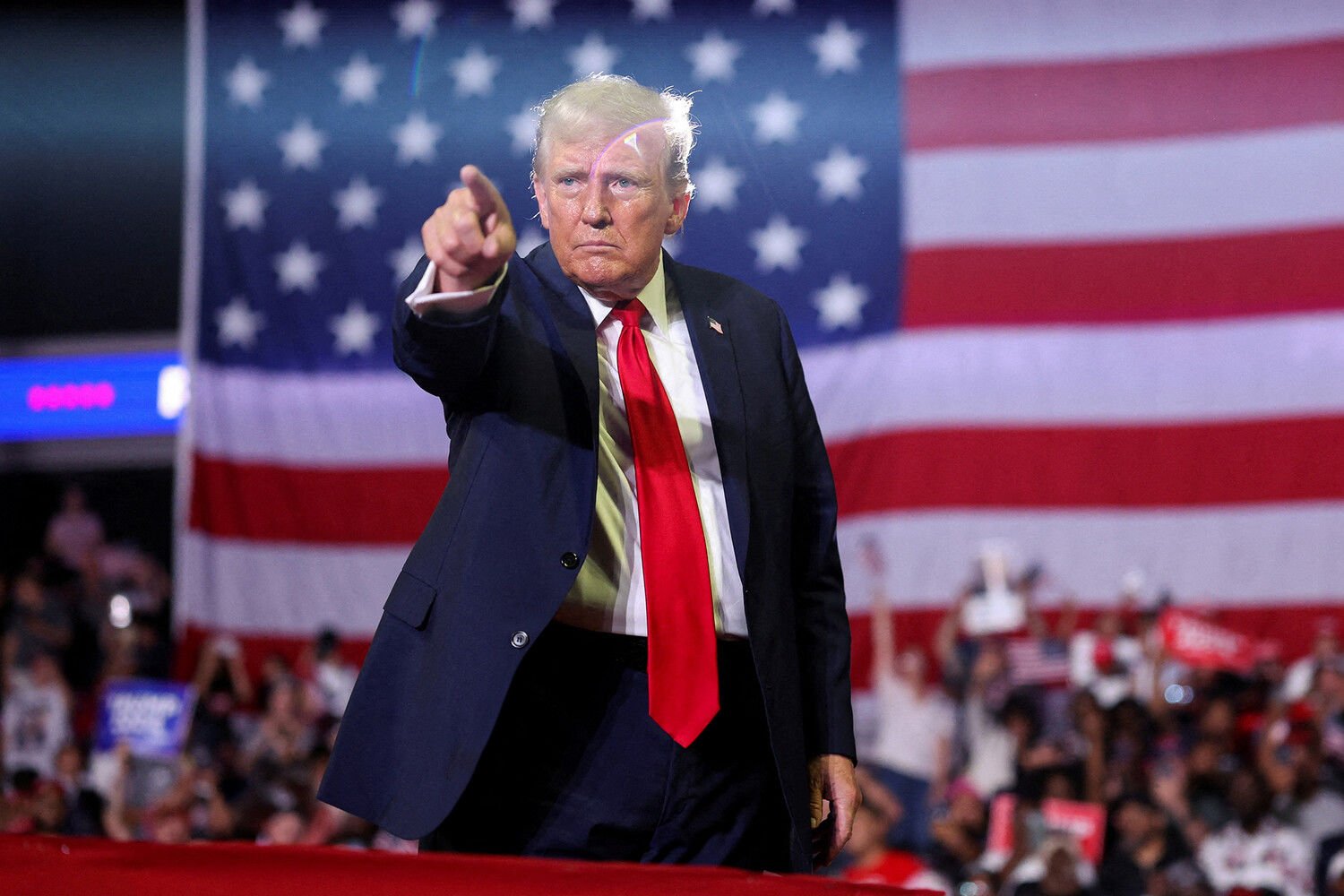 Трамп объявил о немедленном жестком экономическом ударе по Ирану – зацепит и Китай