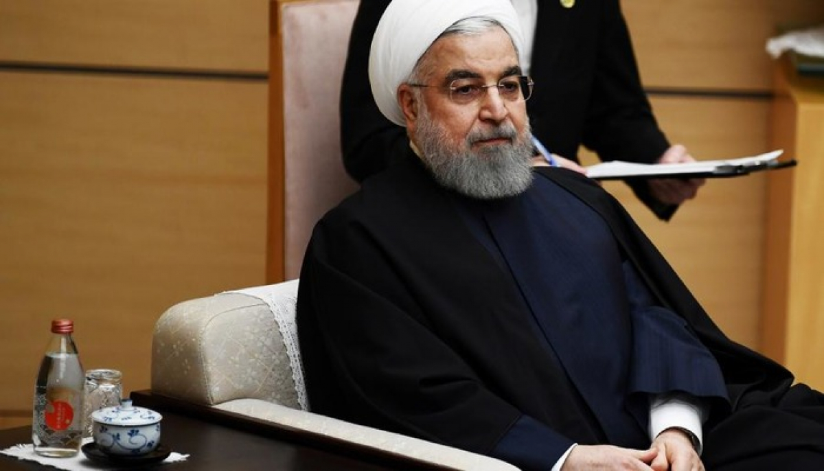 "Никогда не угрожайте иранскому народу", - Хасан Рухани напомнил США о трагедии 32-летней давности