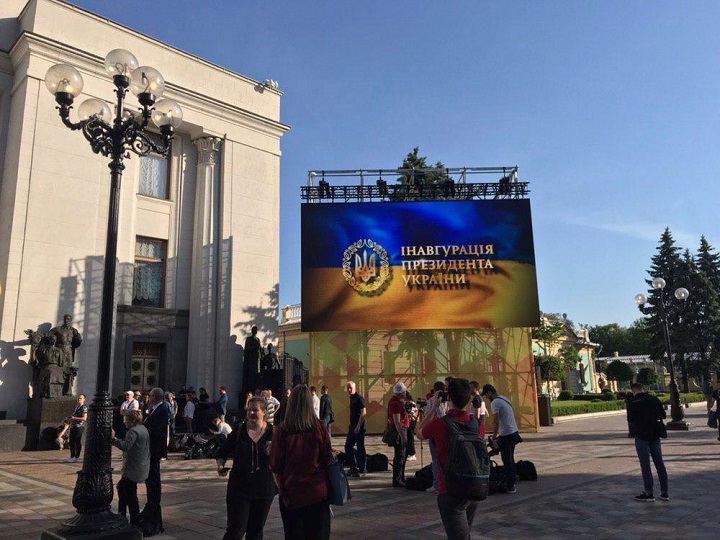 Как Киев готовят к инаугурации Владимира Зеленского: первые гости и кадры из центра столицы