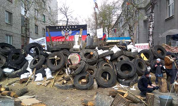 "Да, в "ДНР" свобода мысли, каждый может высказаться против режима, но только не каждый потом живым выходит из подвала", - блогер из оккупированного Донецка