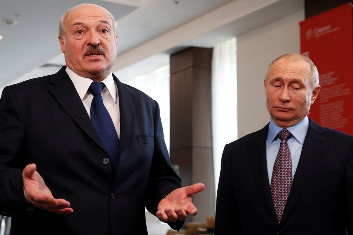 ​"Зря патриоты радуются", - Галлямов рассказал, какой трюк может провернуть Лукашенко с "ядеркой"
