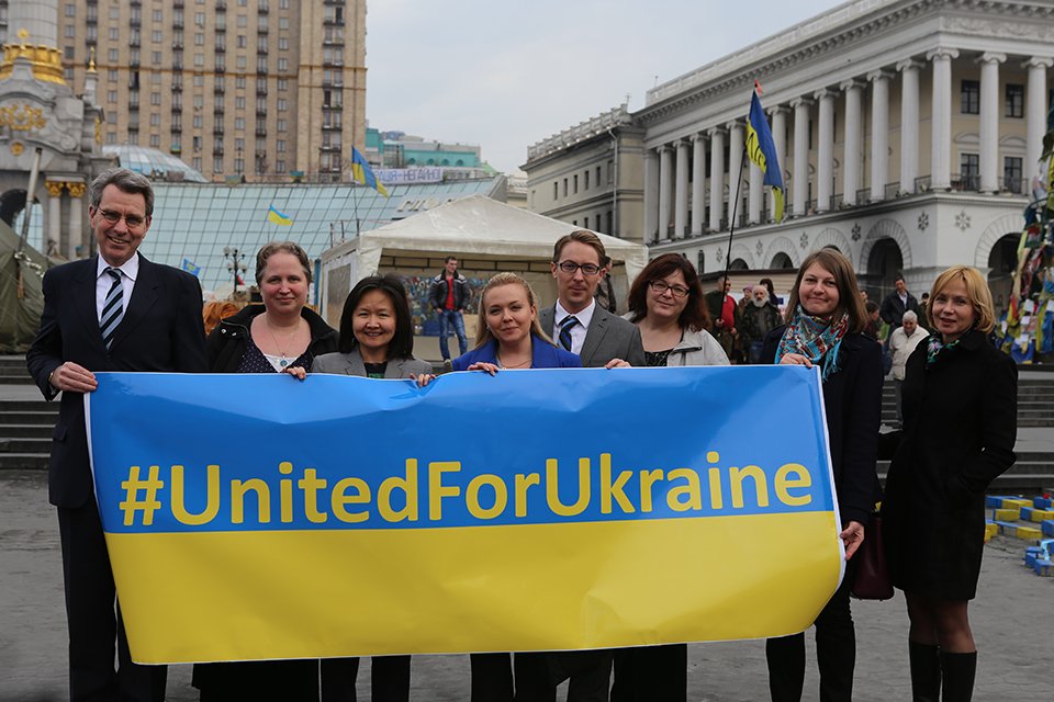"Вы – герои! Я ухожу, но буду помнить о Майдане", - посол США в Украине Джеффри Пайетт попрощался с украинцами