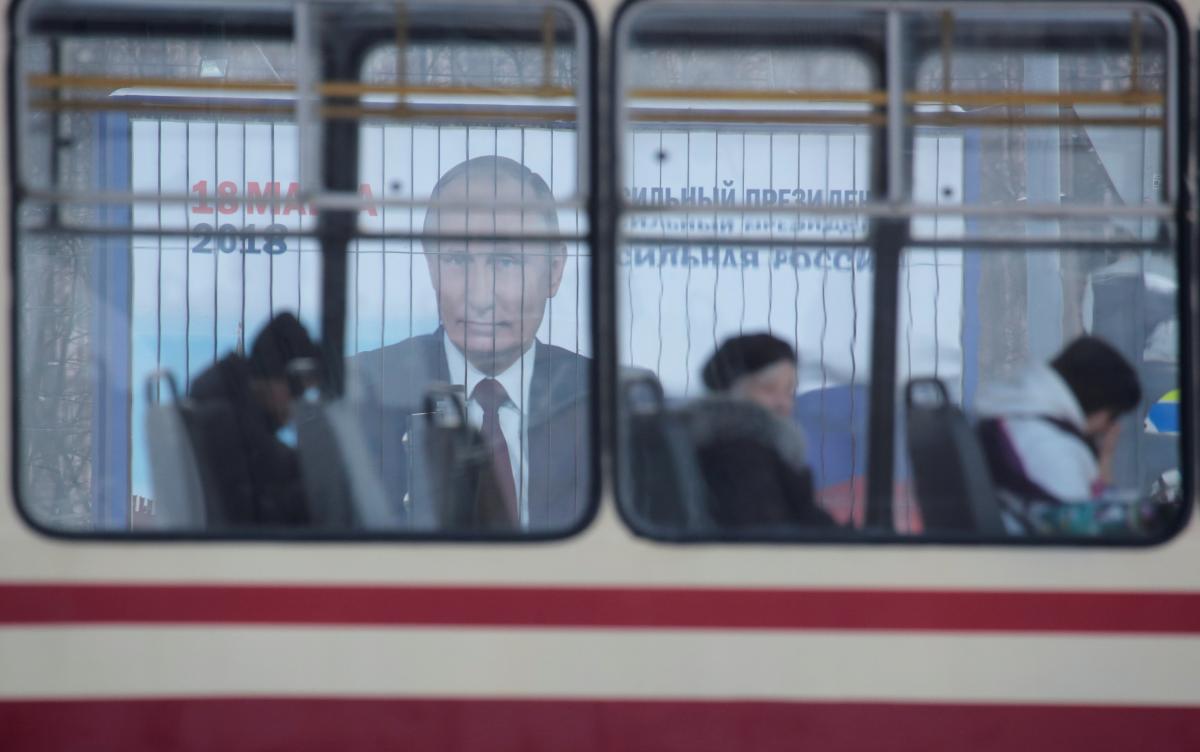 Побег от режима "бессрочного Путина": Россия захлебнется от волн массовой эмиграции лучших умов - Сотник