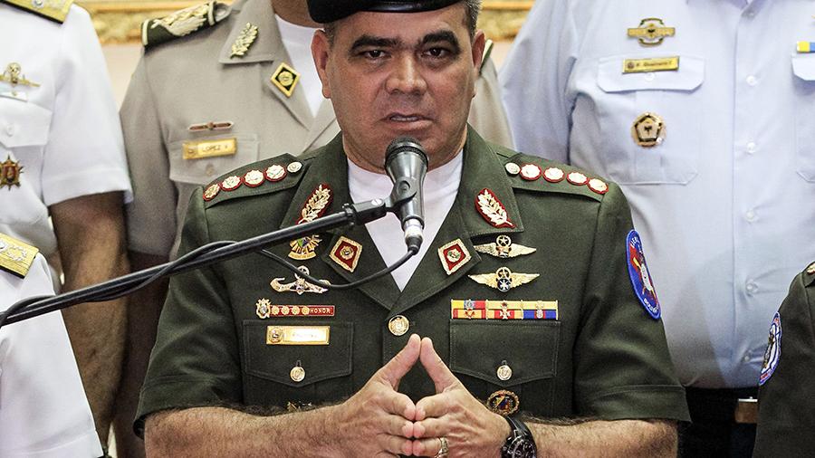 Армия Венесуэлы будет защищать Мадуро до конца, а Госдеп США отказался признавать режим диктатора 
