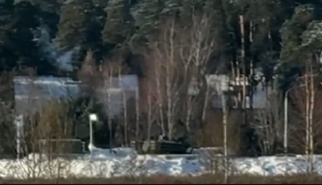 К резиденции Путина под Москвой срочно перебросили систему ПВО: появилось видео