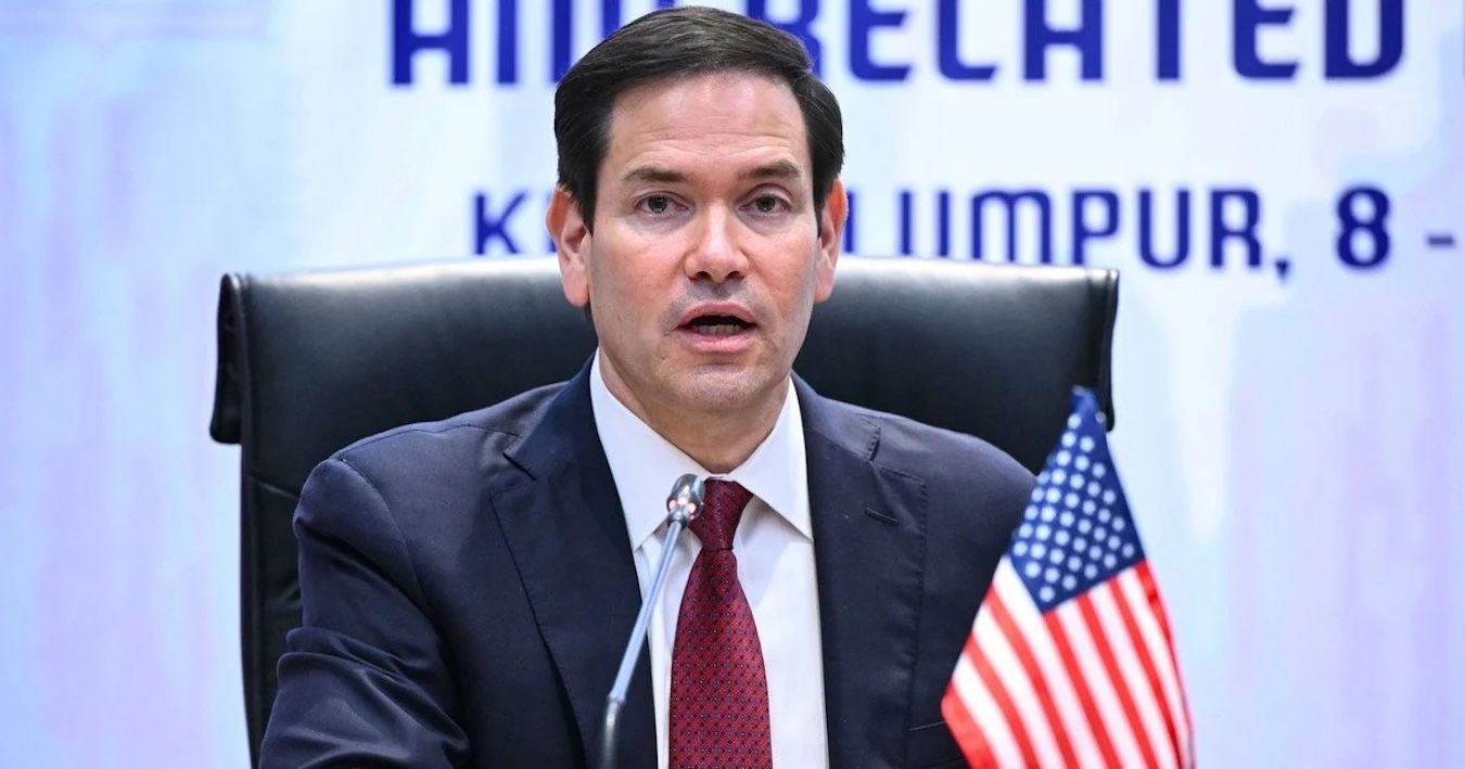 Новый удар по РФ: Рубио попытается уговорить Венгрию и Словакию навредить Москве