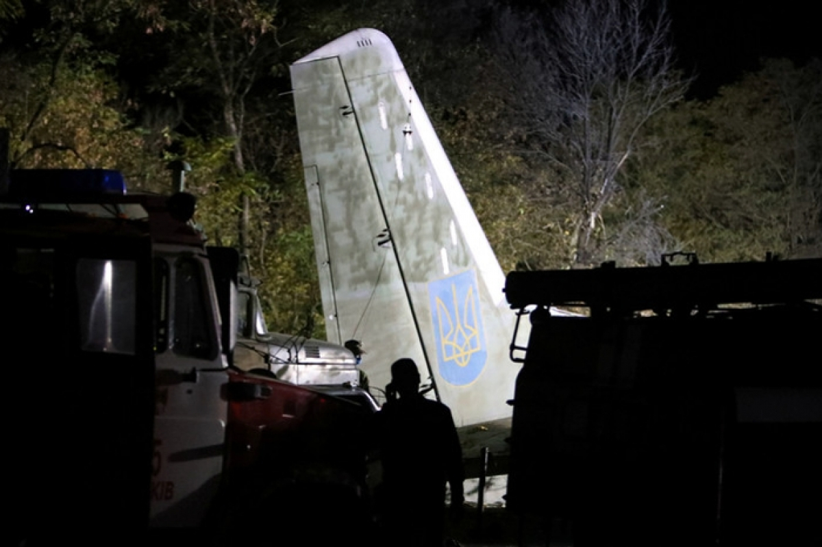 ​СМИ: На борту упавшего Ан-26 был сын сбитого под Луганском Героя Украины Скочкова