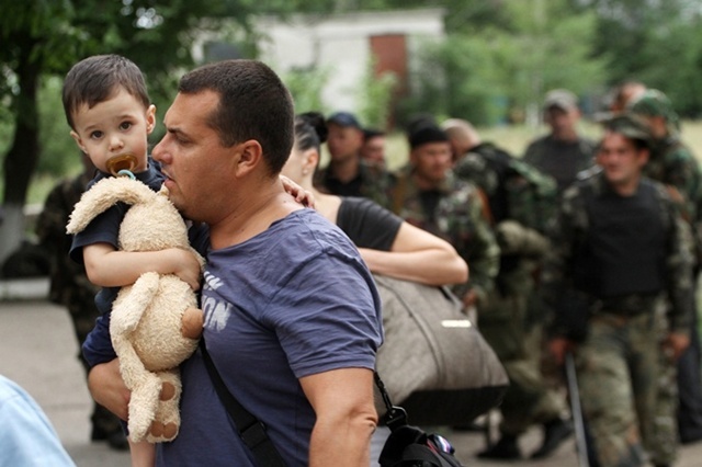 С начала АТО из восточных областей Украины переселено более 36 тыс. граждан