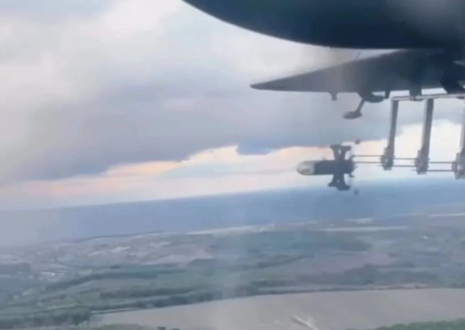 ВСУ придумали новый способ применения дронов  P1-SUN для уничтожения "Шахедов"