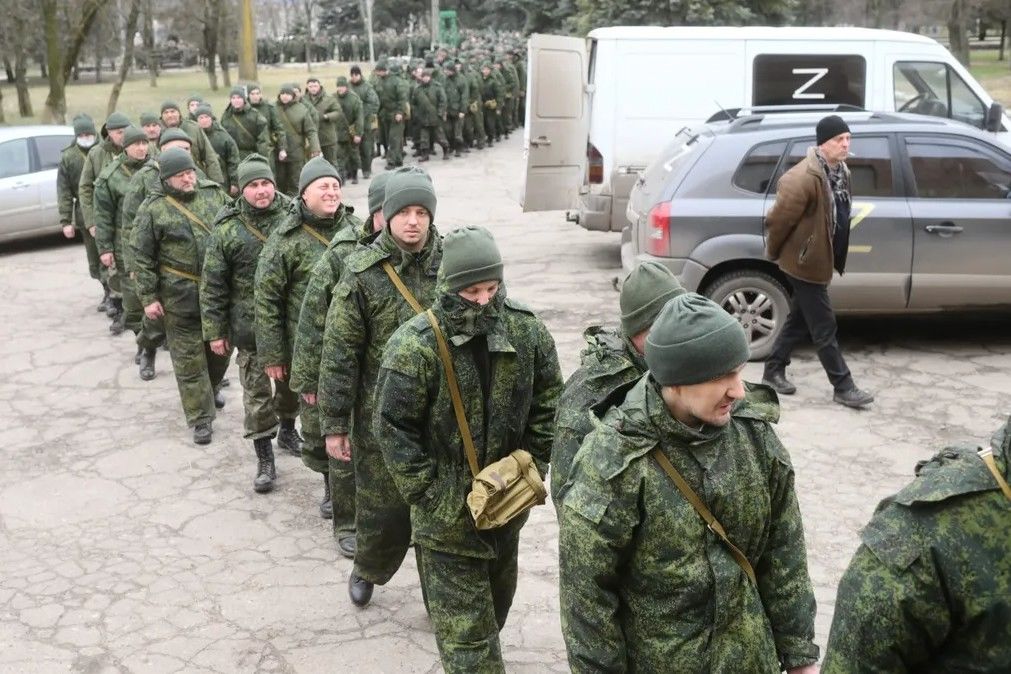 ​"Гребут полуслепых, одноруких, с ДЦП", - мобилизация в ОРДЛО вышла из-под контроля