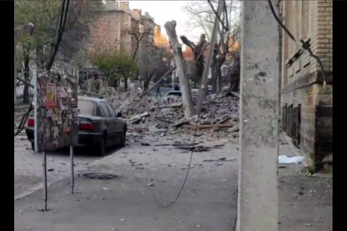 ​В Донецк мощно прилетело: разгромлен центр БПЛА им. боевика Жоги