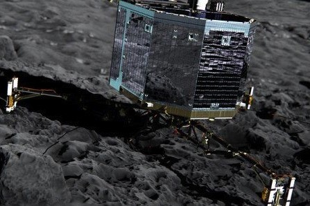 Может ли существовать жизнь на поверхности кометы Чурюмова-Герасименко?: В США обнародовали данные с модуля Philae