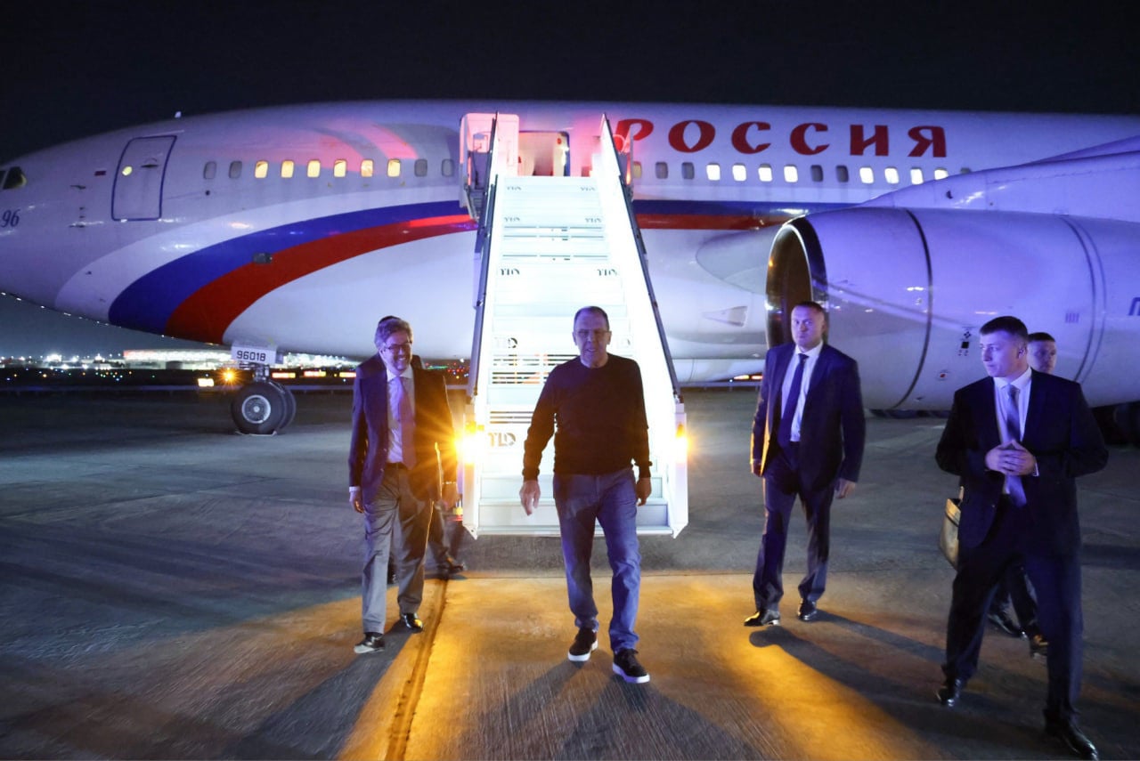 Пригоди через "недружні країни": Лавров діставався США більше 20 годин
