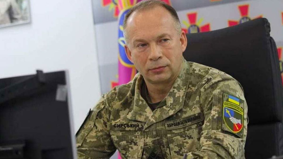 "У ворога великі втрати", – Сирський розповів про ситуацію навколо Бахмуту