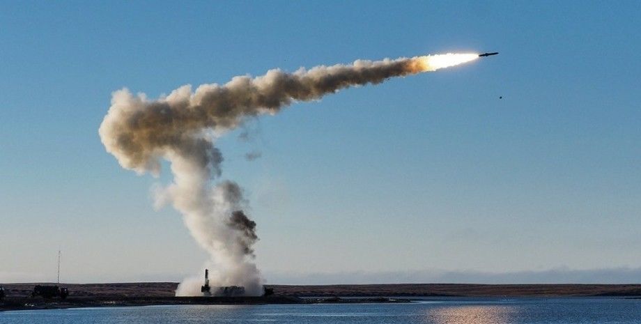 Киев стал труднодостижим для российских ракет: росСМИ признали провал новой атаки