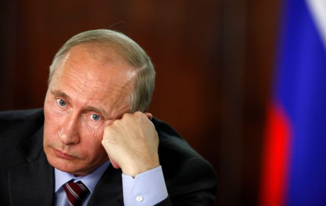 Уйти по-тихому не удалось: Путин обсуждал с представителями Клинтон возможности "гибридной капитуляции", но неожиданно на выборах победил Трамп