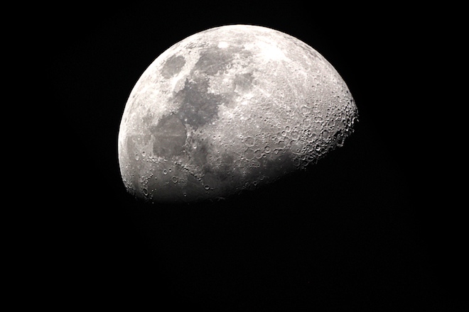 На Луне обнаружен секретный коридор с рукотворными образованиями: первые кадры находки