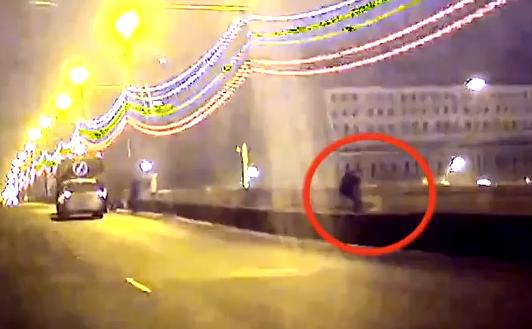 Версия: Немцова убивали два киллера. Видео