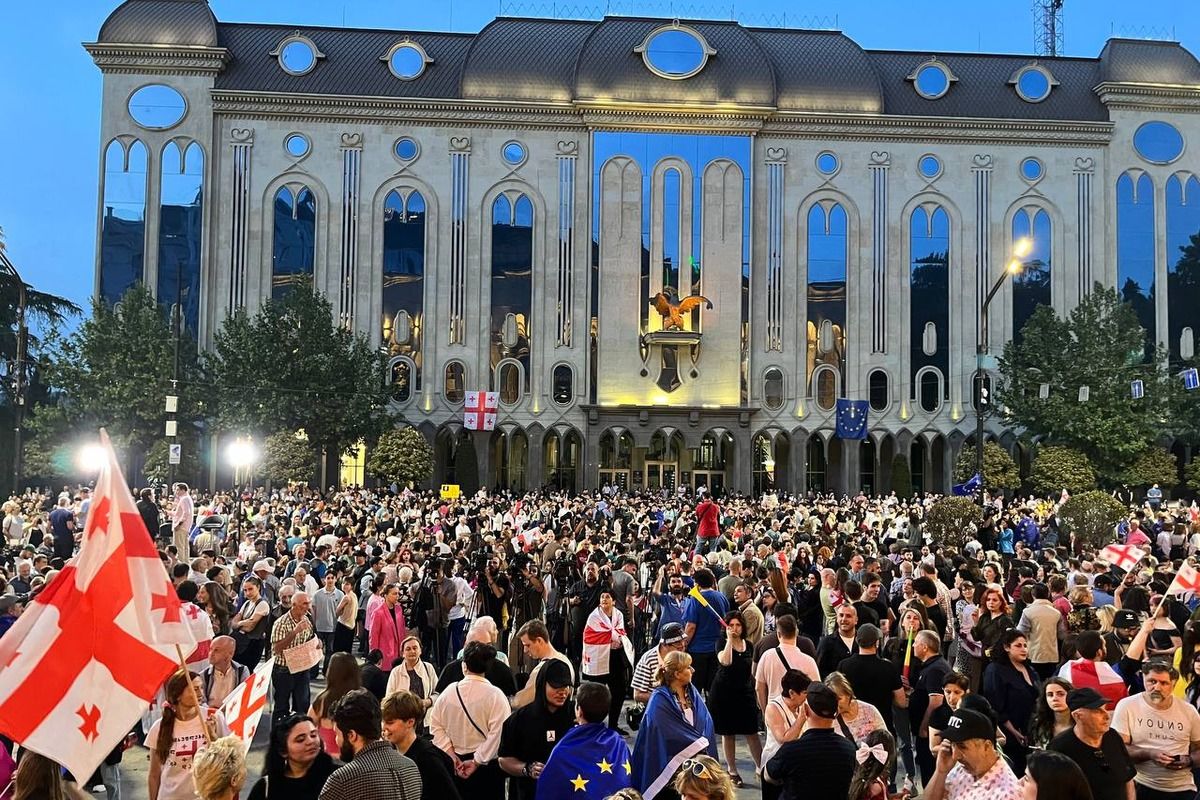 Мітингувальники у Грузії висунули три вимоги до влади, оголосивши акцію непокори