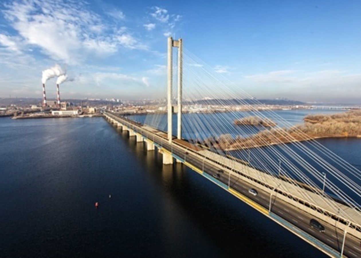 ​Завтра в Киеве закроют один из мостов через Днепр – предупреждение для горожан