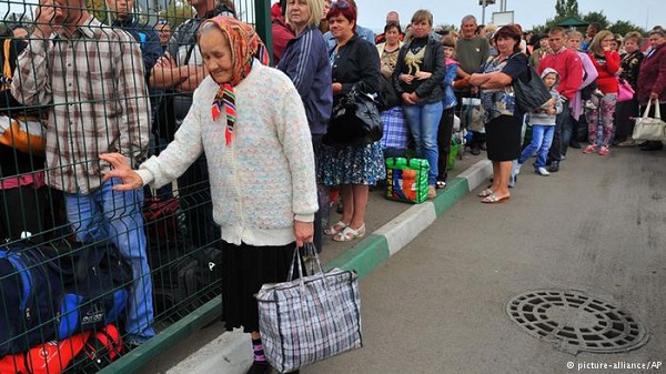 Беженцев из Донбасса силой выгоняют из России - беглецы из "Л/ДНР" говорят о предательстве со стороны Москвы