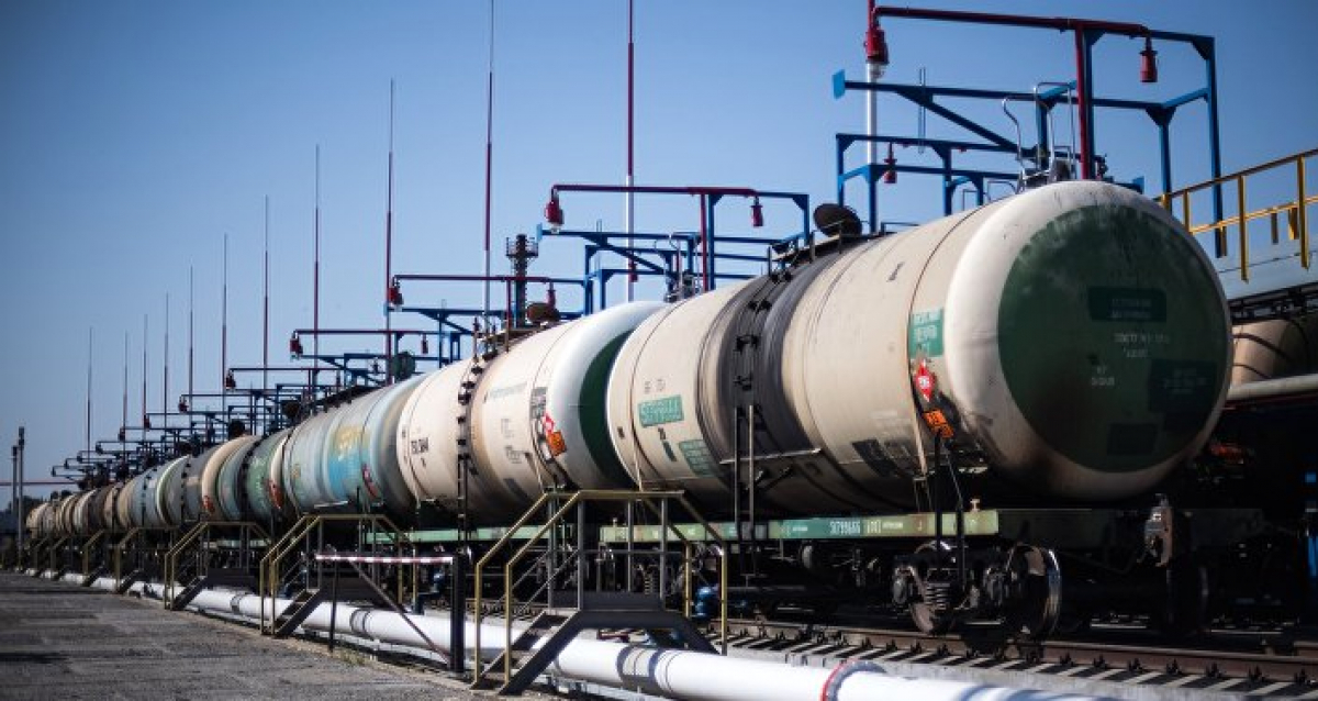 Беларусь и Россия договорились по нефти: стало известно, когда начнутся поставки