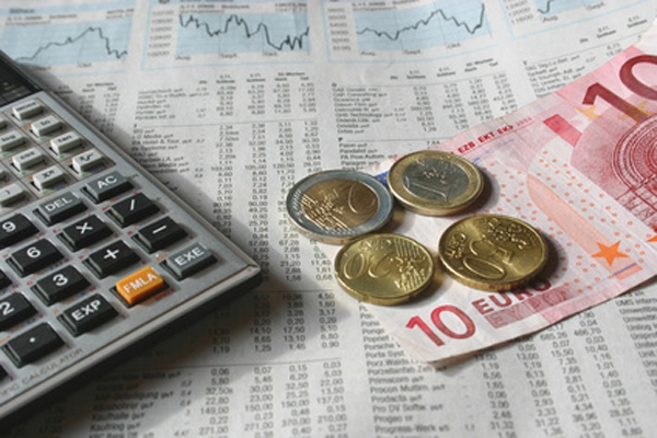 В России курс евро достиг уже почти 60 рублей