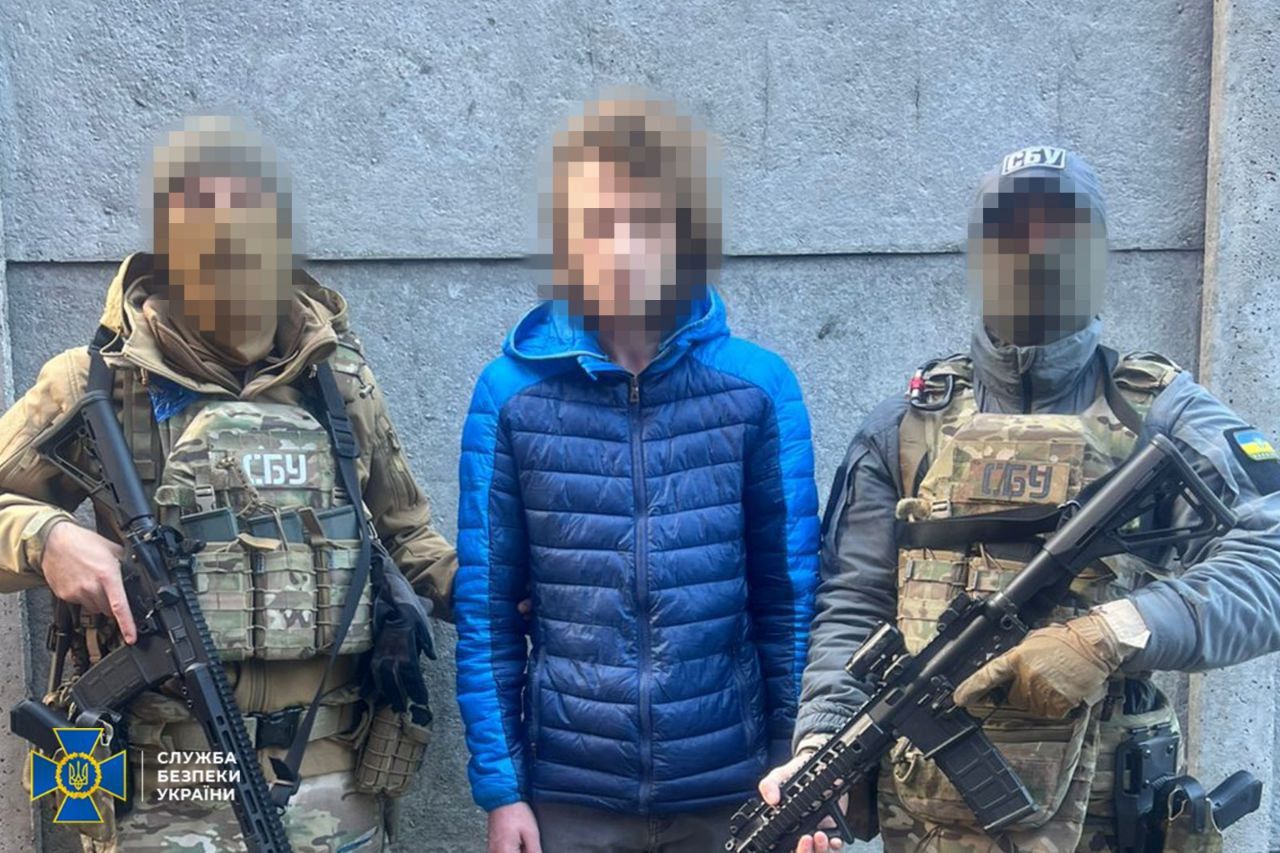 СБУ задержала информатора ФСБ: корректировал удары РФ по позициям операторов БПЛА ВСУ в Константиновке