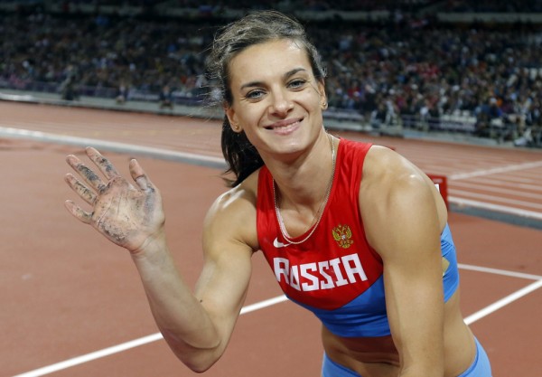 Исинбаева российским спортсменам: "Выступите так, чтобы весь мир содрогнулся!"