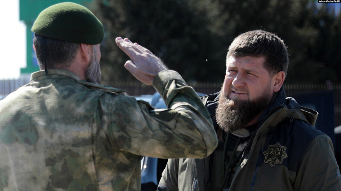 СМИ: Кадыровым и войной в Украине недовольны - Чечня несет огромные потери