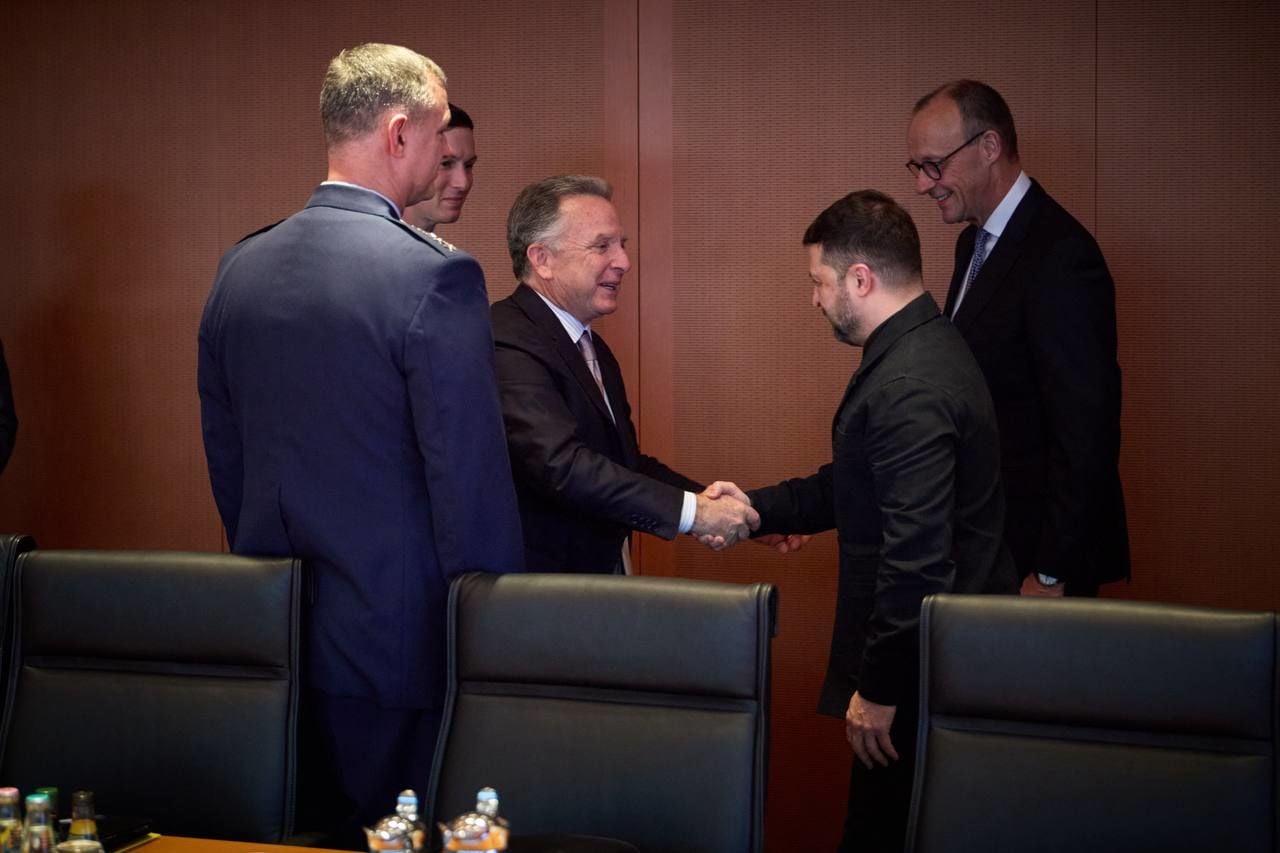 Трамп не отправляет Уиткоффа и Кушнера "просто так": в Берлине идут "решающие переговоры" по Украине – Bild