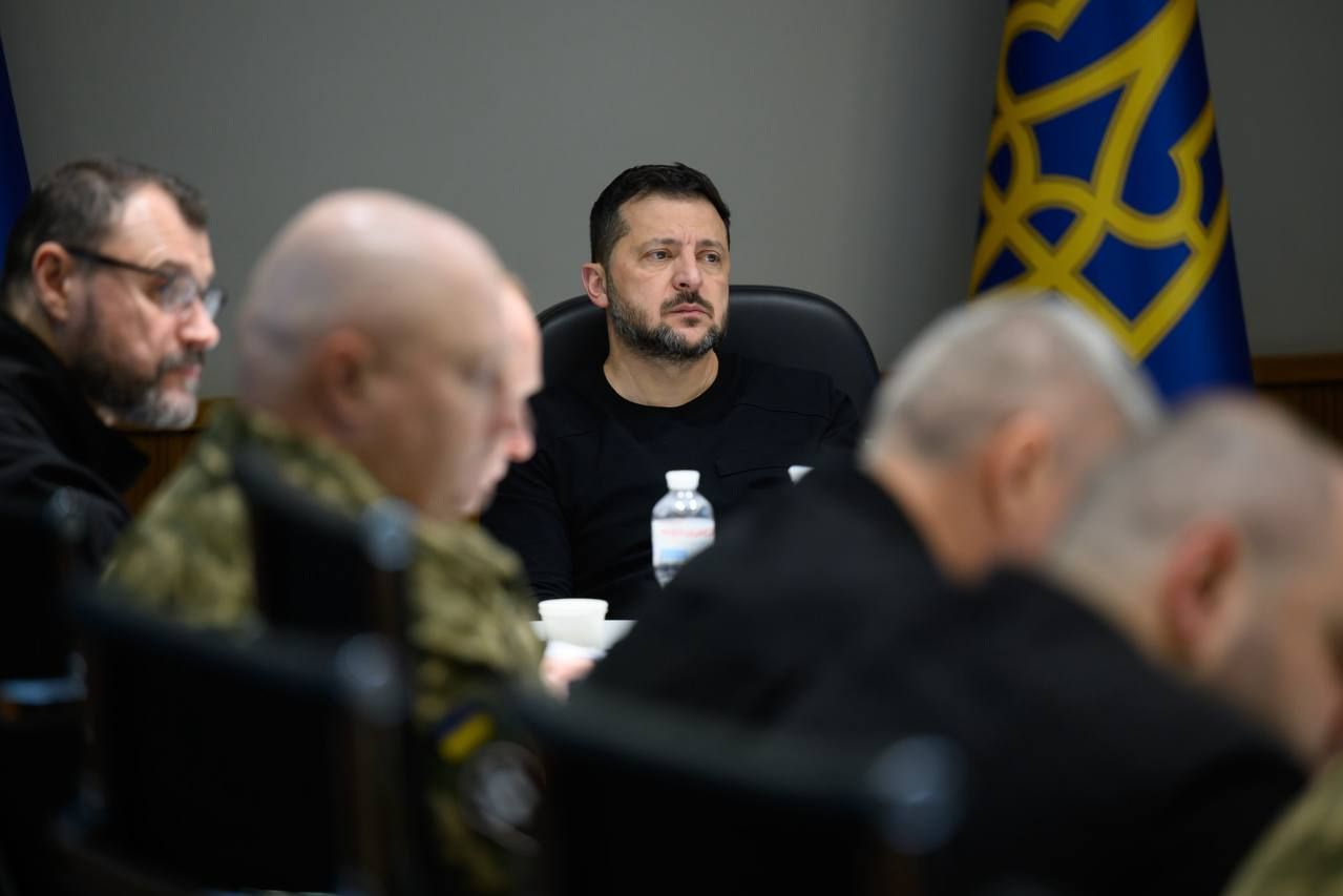 Зеленский провел Ставку: три главных решения - РЭБ, санкции против РФ и дальнобойные дроны