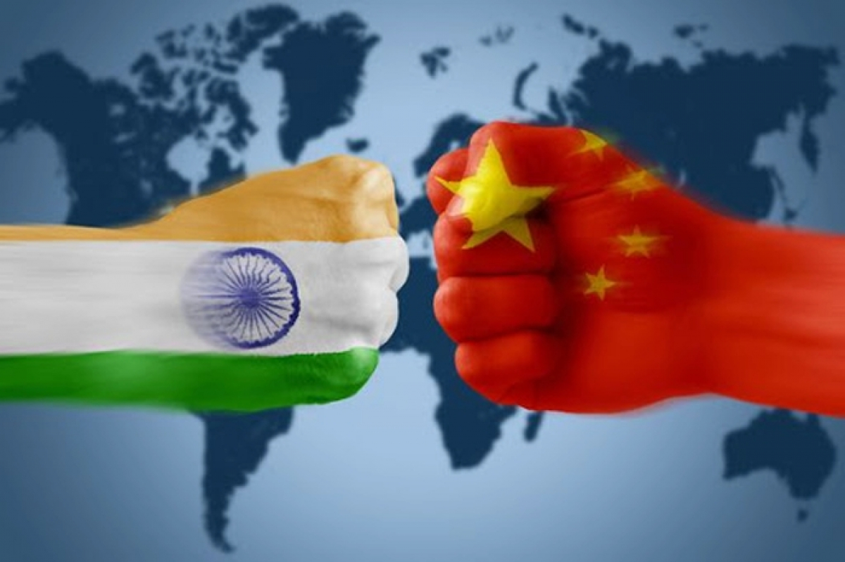 Индия и Китай обменялись ударами в Гималаях, много раненых военных, детали