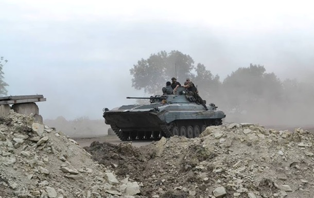 ​Колонна украинских военных попала в засаду под Иловайском