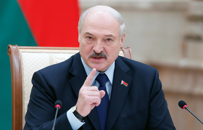 "Надо быть готовыми", - Лукашенко предупредил Беларусь о "сложных временах"